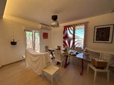 Foto Attico a Reggello Centro di 190 m² con 6 locali in vendita