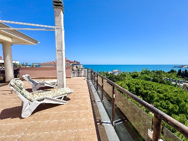 Foto Attico a Trani di 130 m² con 4 locali in vendita