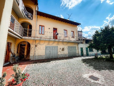 Foto Appartamento in Via Padulli, Cesano Maderno di 38 m² con 1 locali