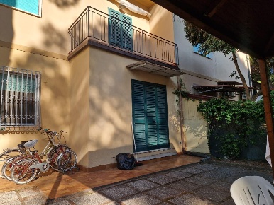 Foto Villa unifamiliare a Rosignano Marittimo Mazzanta di 85 m² in vendita