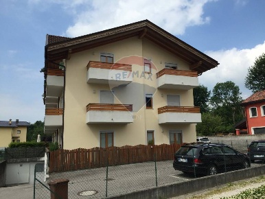 Foto Appartamento in Via Bettin, Belluno Centro di 75 m² con 3 locali