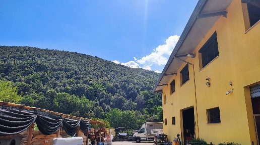 Foto Capannone industriale in VIa UNGHERIA, Montelanico di 360 m²