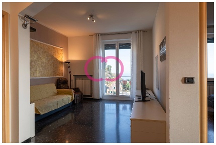 Foto Appartamento in Via Argonauti, Varazze Centro di 80 m² con 4 locali