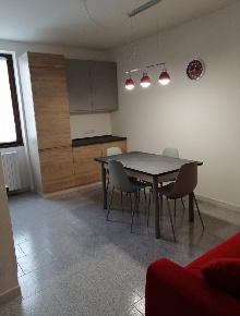 Foto Appartamento in Via Carlo Alberto, Bergamo Colognola di 50 m²