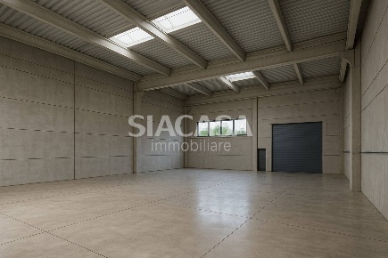 Foto Capannone industriale a Ronco Briantino di 1697 m² in vendita