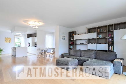 Foto Villa unifamiliare in Via Luigi Calvetti, Bergamo Canovine di 235 m²