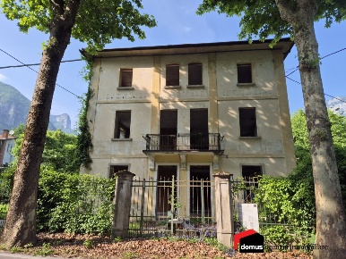 Foto Rustico a Arsiero di 450 m² con 20 locali in vendita