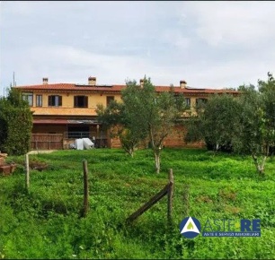 Foto Appartamento in Strada Carcarelle, Vetralla Centro di 89 m² in vendita