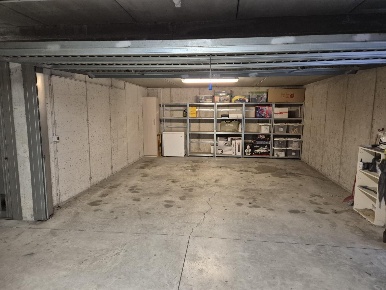 Foto Box a Ornago di 32 m² con 1 locali in vendita