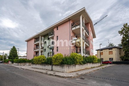Foto Appartamento a Montecchio Emilia Centro di 102 m² con 3 locali