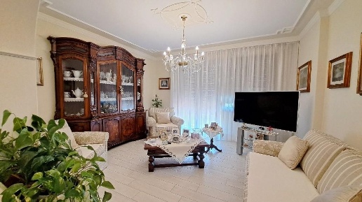 Foto Appartamento a Cascina Titignano - Visignano di 115 m² con 5 locali