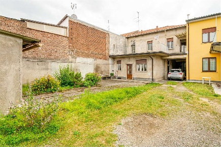 Foto Appartamento in Via A. Mella 36, San Giorgio su Legnano di 146 m²