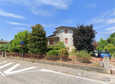 Foto Appartamento in Via g. pepe 5, Santa Maria di Sala Caltana di 345 m²