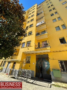 Foto Appartamento in Largo Gelsomini, Milano Giambellino di 55 m²