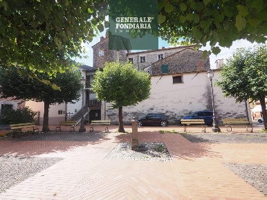 Foto Case semi ndipendenti a Bolano di 160 m² con 6 locali in vendita