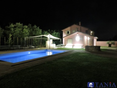 Foto Case semi ndipendenti in VIA DELLA PACE, Castelnuovo Magra di 200 m²