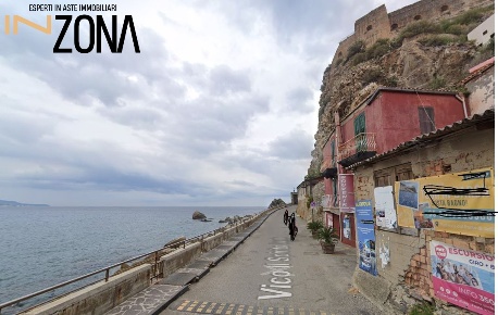 Foto Appartamento in Via Spirito Santo, Scilla Centro di 92 m² con 3 locali