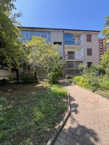 Foto Appartamento in Viale ROMA 5, Cusano Milanino di 98 m² con 3 locali