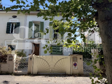 Foto Casa indipendente a Pontedera Villaggi, Bellaria di 230 m² in vendita