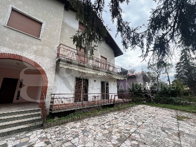 Foto Casa indipendente in Via Colli Storici snc, Desenzano del Garda