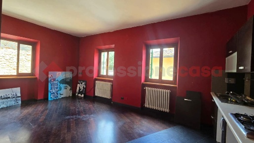 Foto Appartamento in Pescioni, Arezzo Porta Crucifera di 72 m² con 3 locali