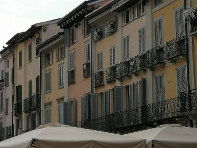 Foto Appartamento in Piazza DUOMO 7, Crema Centro Storico di 64 m²