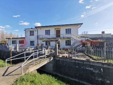 Foto Case indipendenti in Via Ceraole 0, Gazzo Veronese di 580 m²
