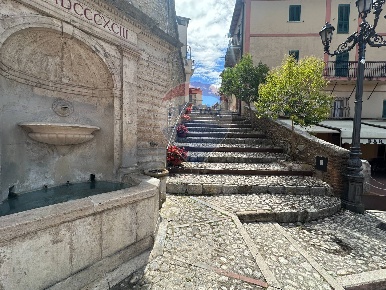 Foto Appartamento a Poggio San Lorenzo Centro di 77 m² con 3 locali