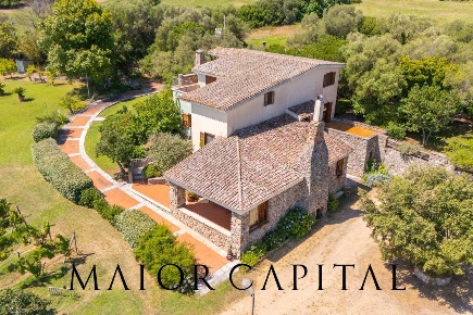 Foto Villa singola in San Vittore, Olbia Santa Mariedda di 400 m²