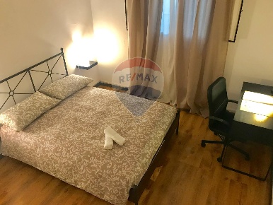 Foto Attico a Catania Centro Storico di 60 m² con 3 locali in affitto