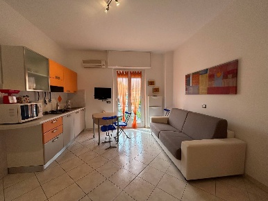 Foto Appartamento a Loano Centro di 30 m² con 1 locali in vendita
