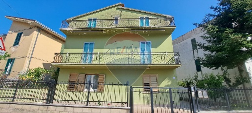 Foto Duplex in Via Ovidio Publio Nasone, Castel Frentano Centro di 200 m²