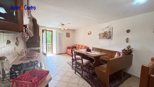 Foto Appartamento in Via Roma, Saint-Oyen di 85 m² con 2 locali in vendita