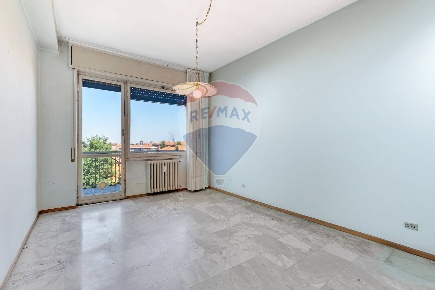 Foto Appartamento in Via Valle Antrona, Milano Baggio di 67 m² con 2 locali