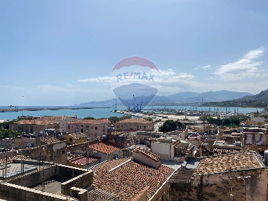 Foto Attico in VIA  GISIRA 15, Termini Imerese Centro di 131 m² in vendita