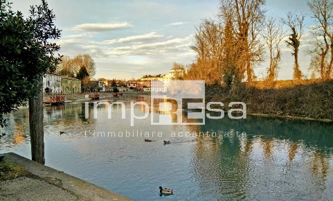 Foto Appartamento a Treviso Duomo di 197 m² con 6 locali in vendita