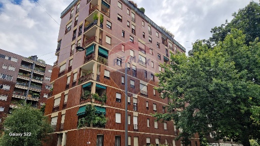 Foto Appartamento in VIA IPPOLITO NIEVO, Milano Pagano di 185 m² in affitto