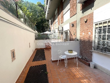 Foto Appartamento in Via Gaetano Sacchi, Roma Trastevere di 70 m²