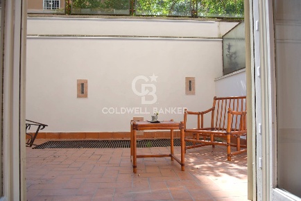 Foto Appartamento in Via Gaetano Sacchi, Roma Trastevere di 70 m²