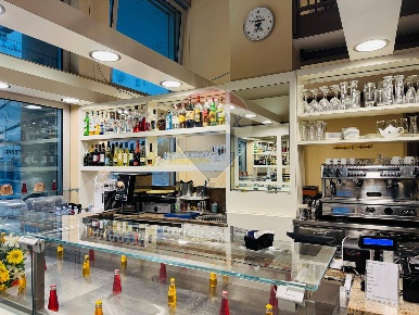 Foto Attività commerciale in VIA CASSINARI, Milano Santa Giulia di 98 m²