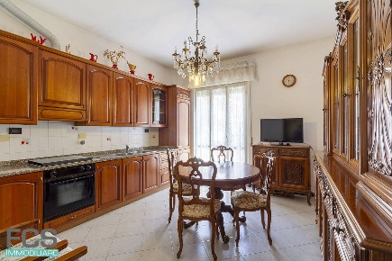 Foto Appartamento in Via Centauro, Finale Ligure Centro di 72 m² in vendita