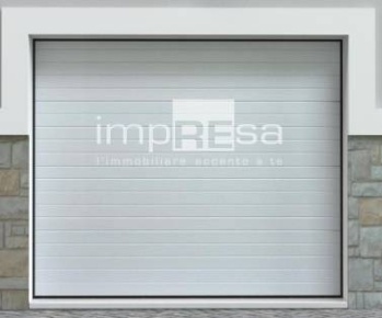Foto Box in VIA MONTELLO, Treviso di 28 m² con 1 locali in vendita