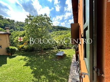 Foto Appartamento in Via Di San Luca, Bologna Colli Saragozza di 118 m²