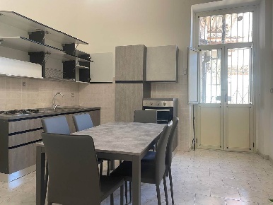 Foto Appartamento a Santa Maria Capua Vetere di 135 m² con 5 locali