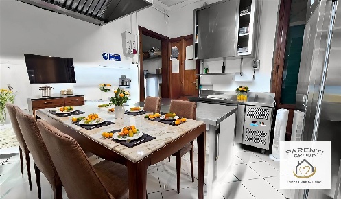 Foto Villa unifamiliare in Via Puccini, Montecatini-Terme di 160 m²