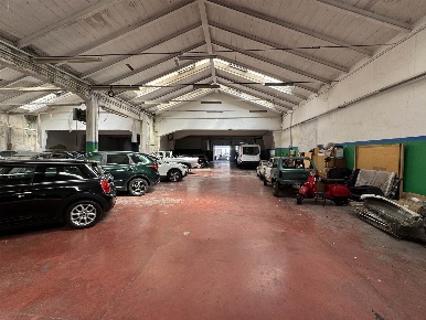Foto Capannone industriale in via zarini, Prato Zarini - Valentini