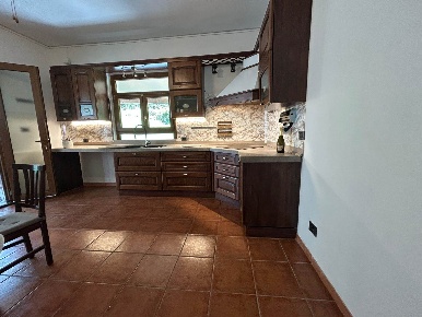 Foto Appartamento a Beverino di 95 m² con 5 locali in vendita
