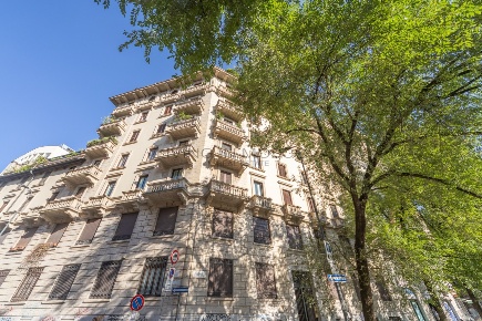 Foto Appartamento in Piazza Vesuvio 23, Milano Dezza di 93 m² con 3 locali
