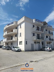 Foto Appartamento in Viale Europa 434, Aversa di 107 m² con 4 locali