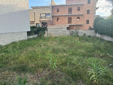 Foto Terreno edificabile in Via Calipari, Mondragone di 360 m² in vendita